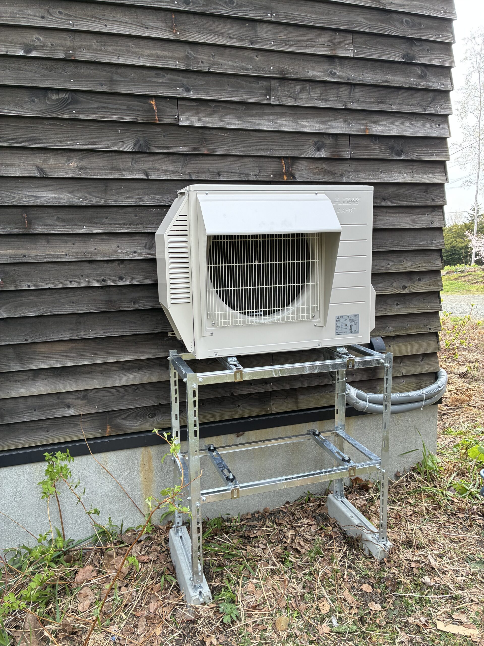 電気温水器からエコキュートへ交換工事